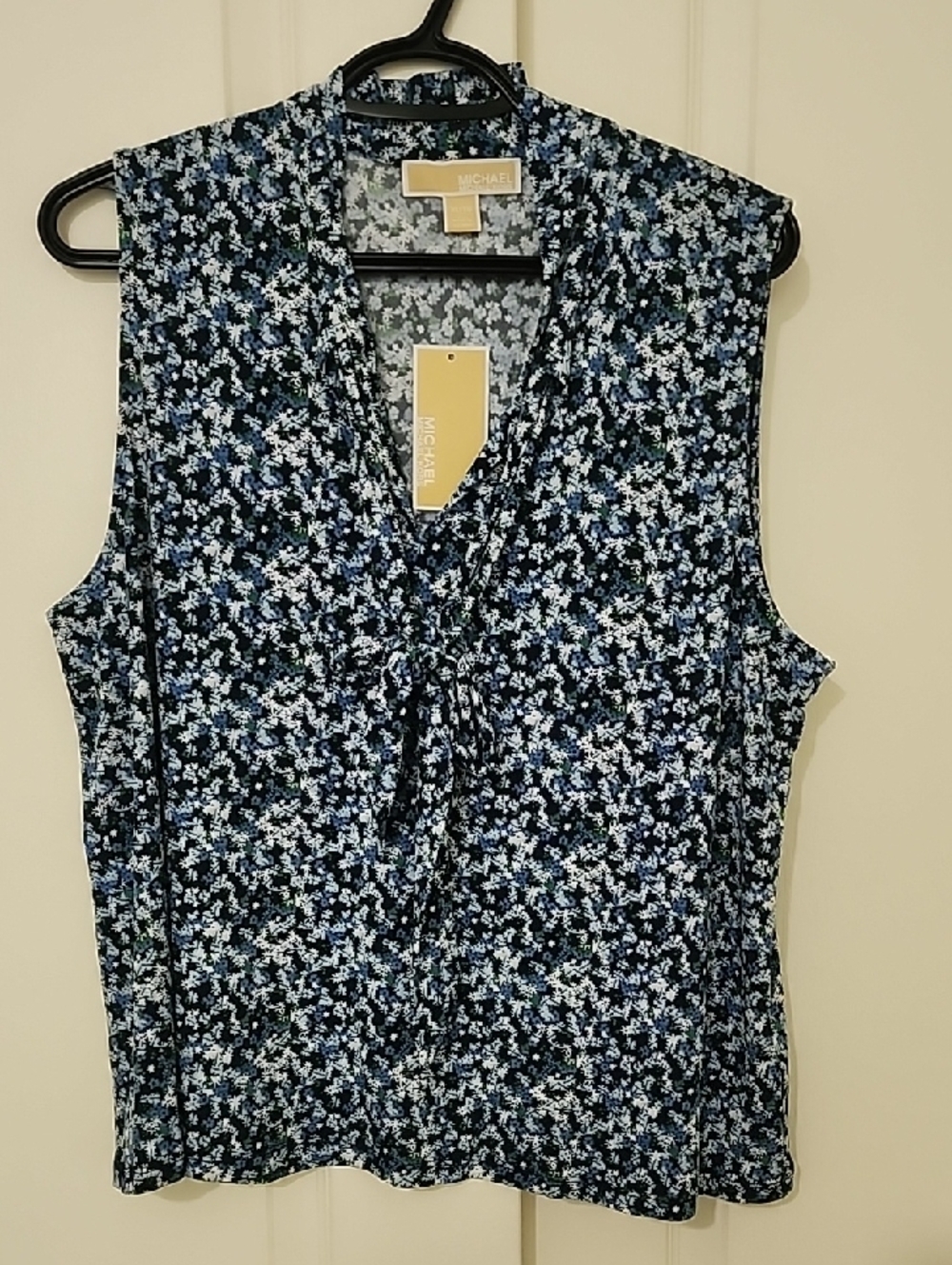 MICHAEL Michael Kors Navy and White Floral Tie-Neck Sleeveless Top